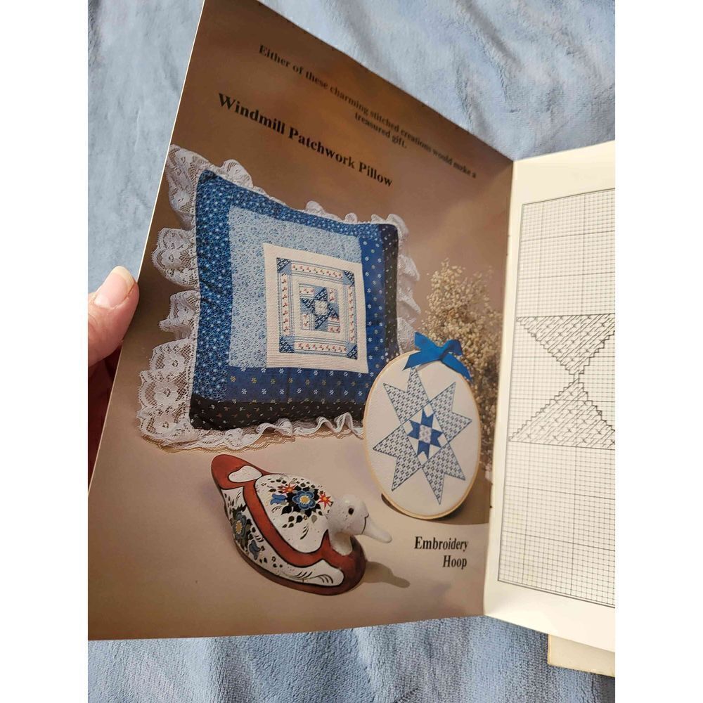 2 cross stitch patterns  - Picture 4 of 5